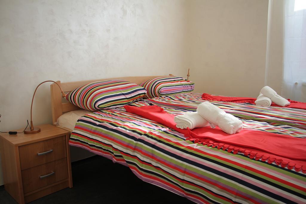 Guest House Miss Depolo Belgrado Quarto foto